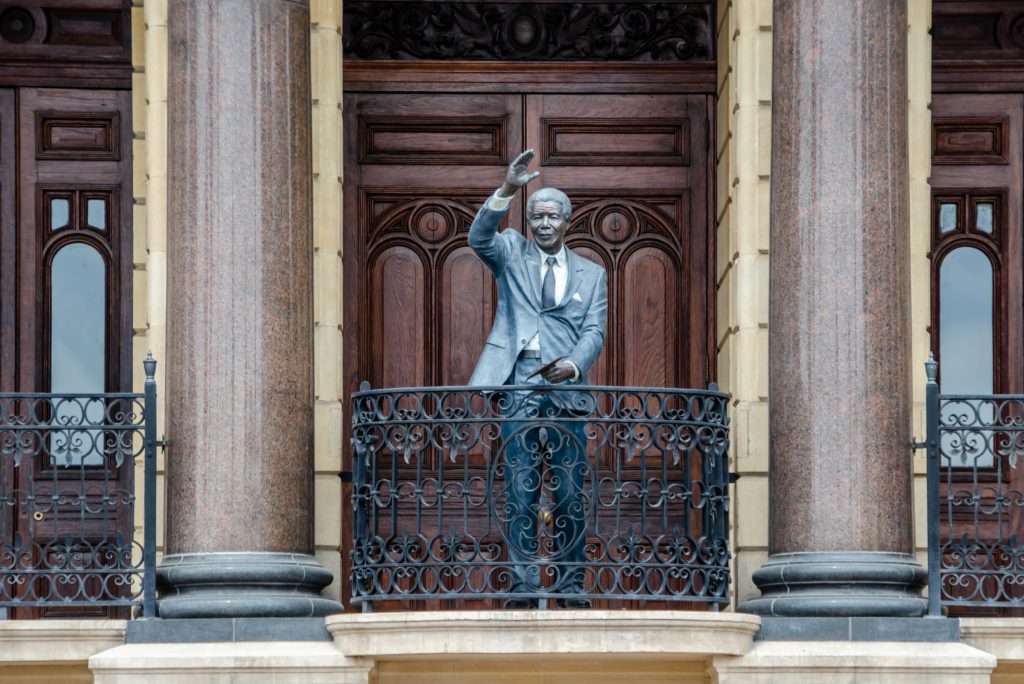 The statue was placed on the balcony of Cape Town City Hall overlooking the Grand Parade