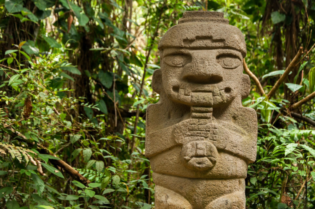 Explore the pre-Columbian carved statues