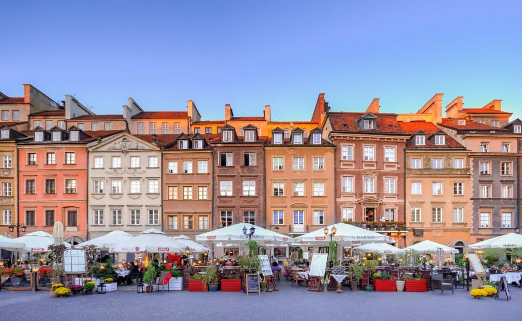 See the highlights & hidden gems of Warsaw with a local on your side