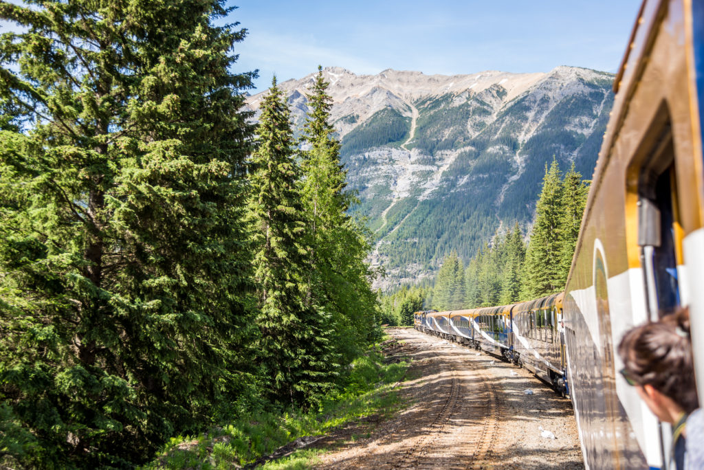 Discover the Rocky Mountaineer train