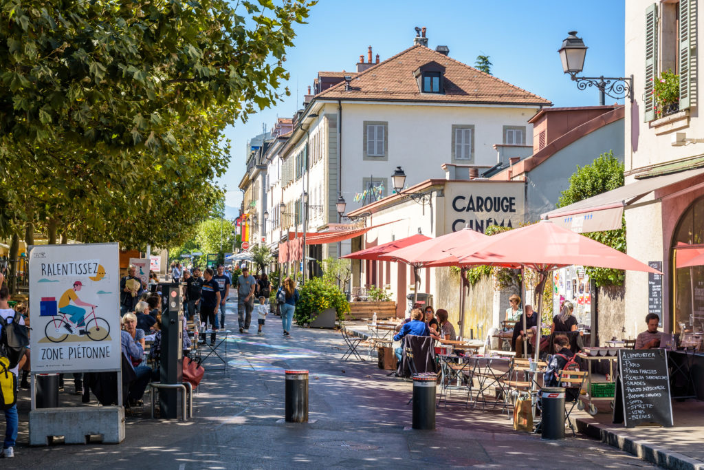 geneva-bustling-side-walk-cafes-carouge